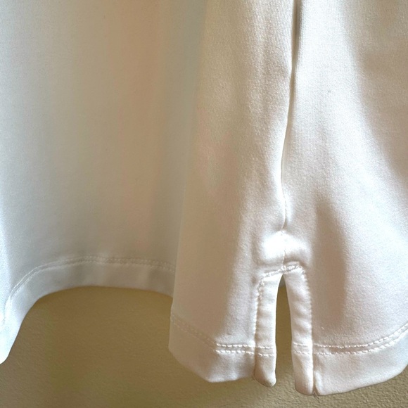 Tommy Bahama  Activewear Set Polo Top Skort and Vizor - Picture 6 of 7